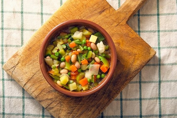 Quels sont les apports nutritionnels nécessaires pour un végétarien ou un végan ?